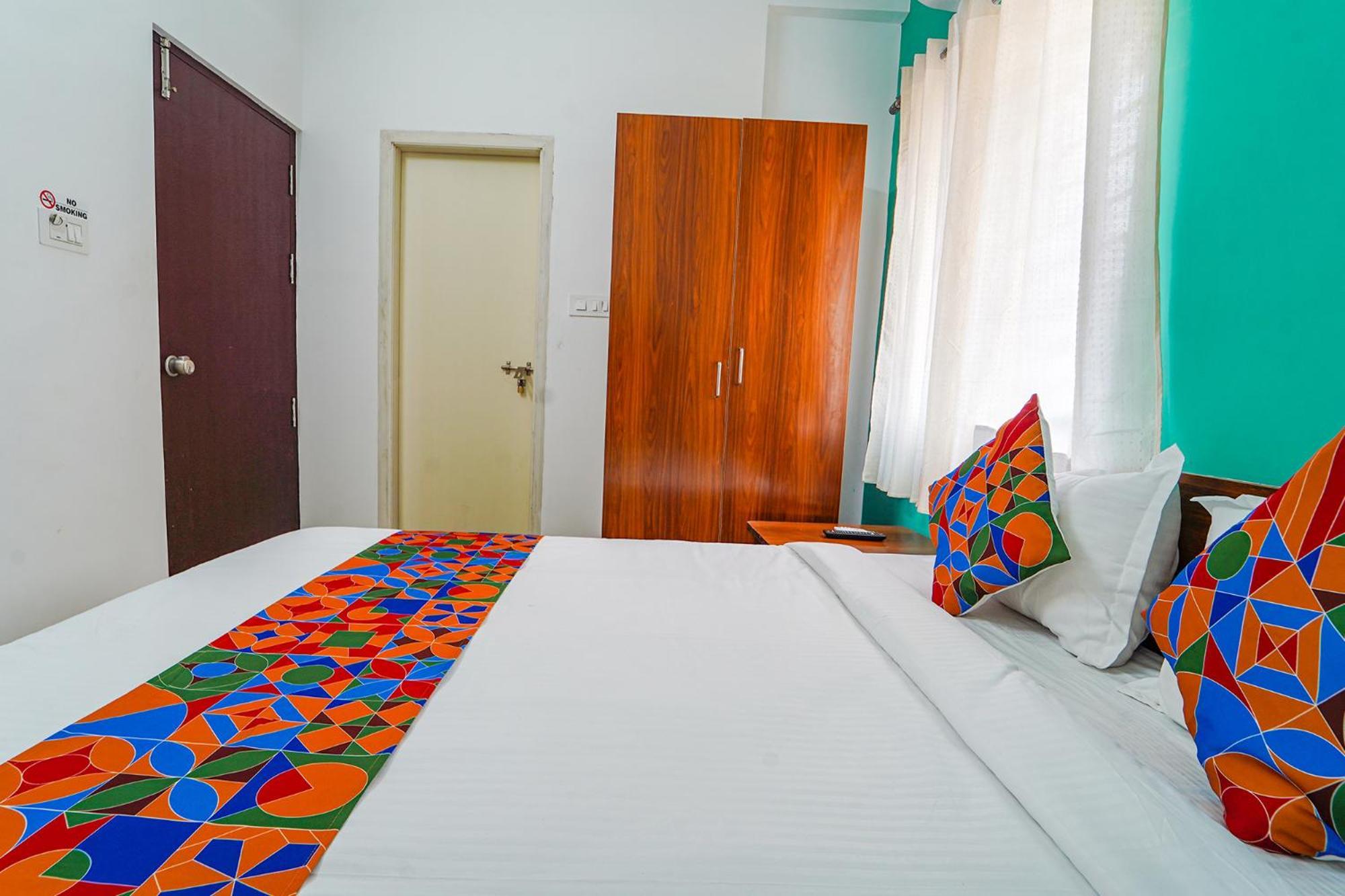 Fabhotel Metro Suites - Nr Esi Hospital Bangalore Eksteriør billede