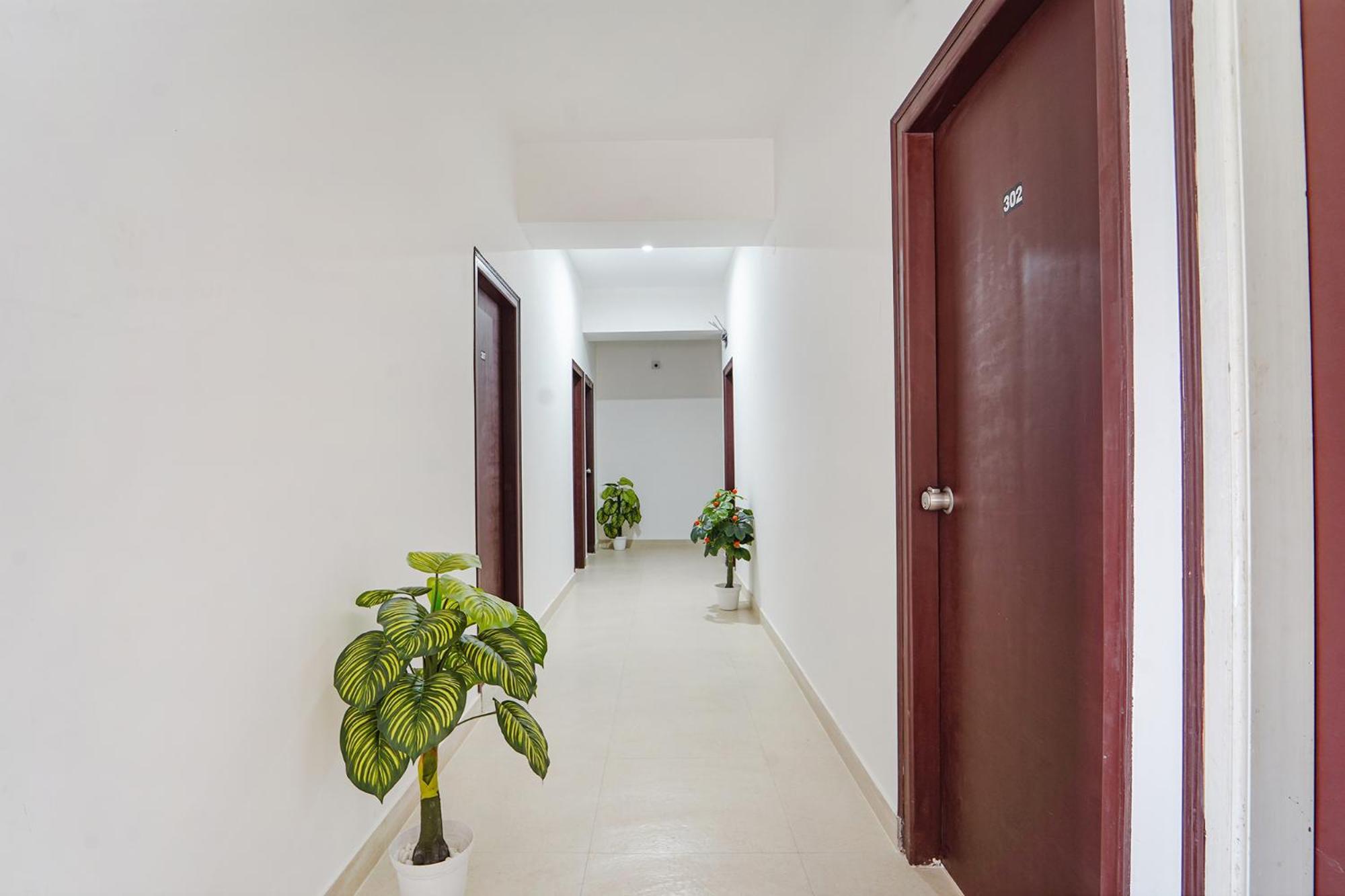 Fabhotel Metro Suites - Nr Esi Hospital Bangalore Eksteriør billede